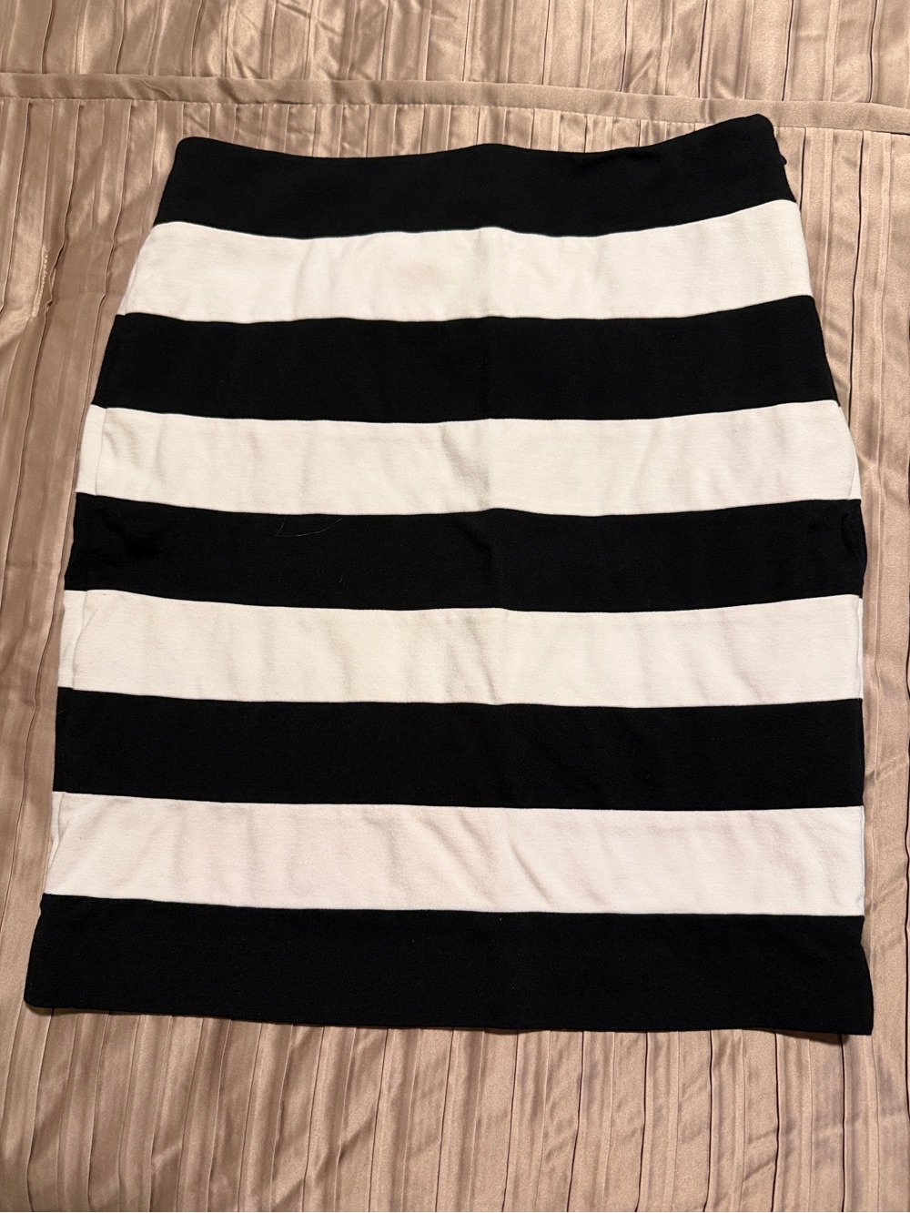 Striped Black and White Pencil Skirt - Body Contour